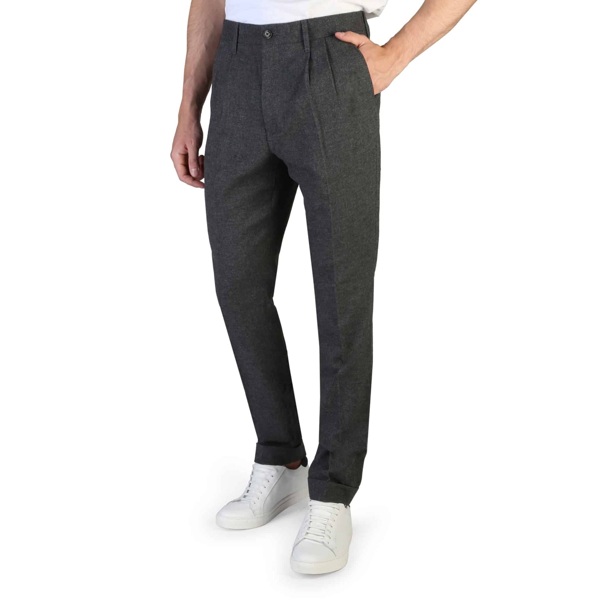 Tommy Hilfiger Trousers - Fizigo